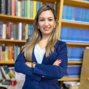 Cássia Ariane Viana Vogt